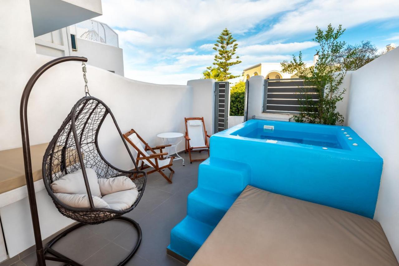 The Muses Of Santorini Private Jacuzzi Suites Vothon Bagian luar foto