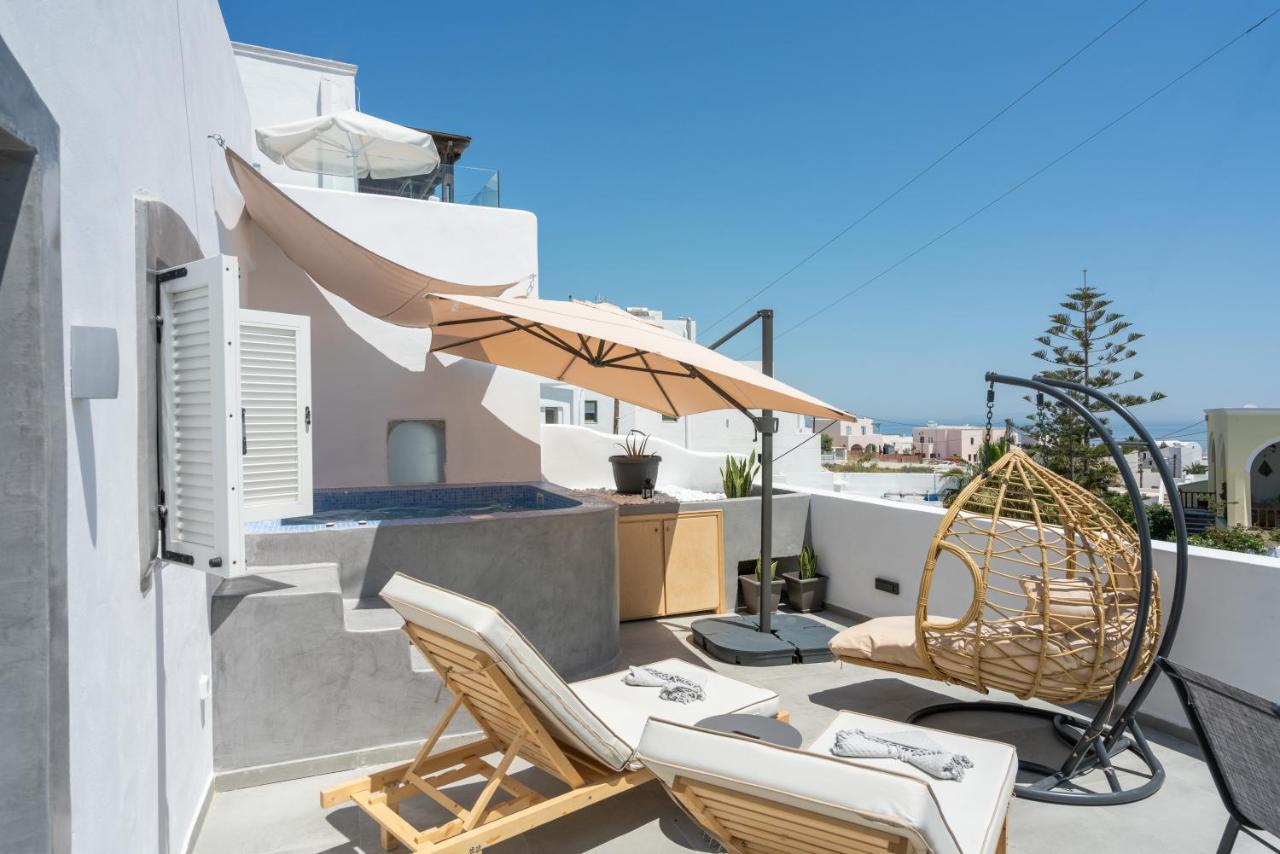 The Muses Of Santorini Private Jacuzzi Suites Vothon Bagian luar foto